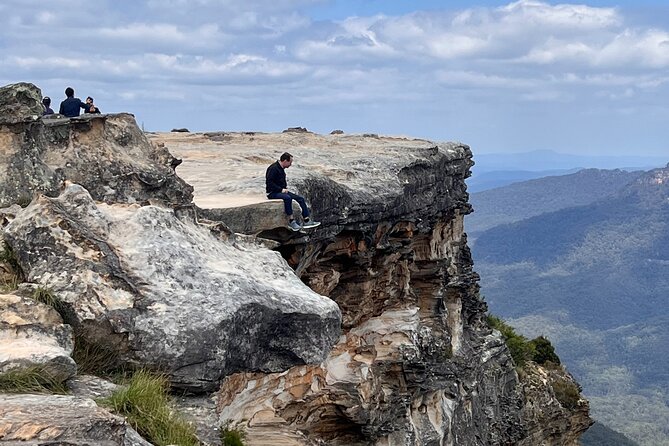 Sydney Blue Mountains Day Tour with Wildlife Park and Waterfalls - Katoomba: lunch and a change of pace