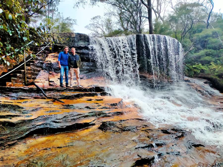 Sydney: Blue Mountains Late Start, Walks Waterfalls & Koalas - Food that keeps the long day moving