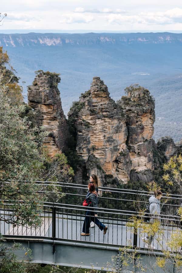 Sydney: Blue Mountains Scenic World, Wildlife Park and Lunch - Featherdale before the crowds arrive