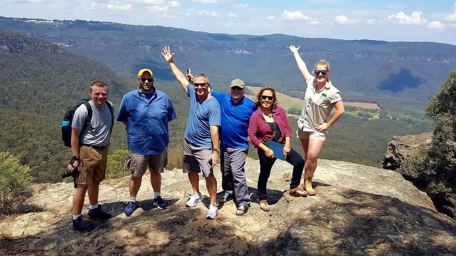 Sydney: Blue Mountains Wildlife & Bushwalk Small-Group Tour - Wentworth Falls and the waterfall walks