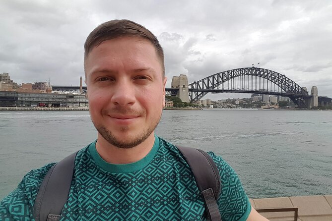 Sydney: Book A Local Host - The Rocks and the Harbour Bridge on foot