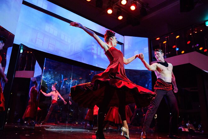 Sydney CABARET Dinner Cruise - Boarding the Showboat at 7:30 pm