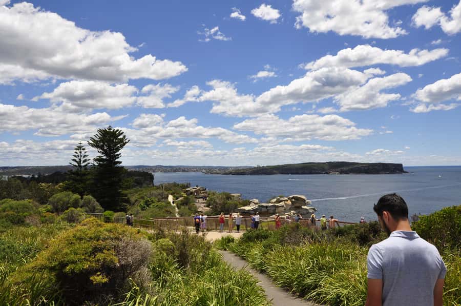 Sydney: City Highlights Guided Bus Tour - Bondi Beach gets the longest stop