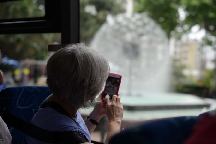 Sydney: City Highlights Guided Bus Tour - Finishing at the Opera House