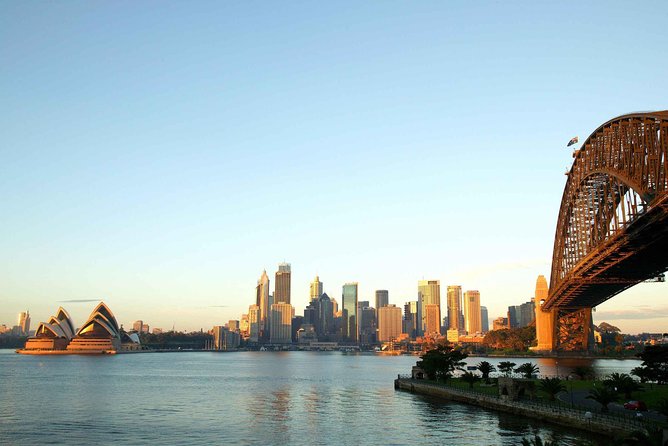 Sydney City Highlights & Hidden Gems: Private or Small Group Tour - Kirribilli, the Opera House, and Farm Cove