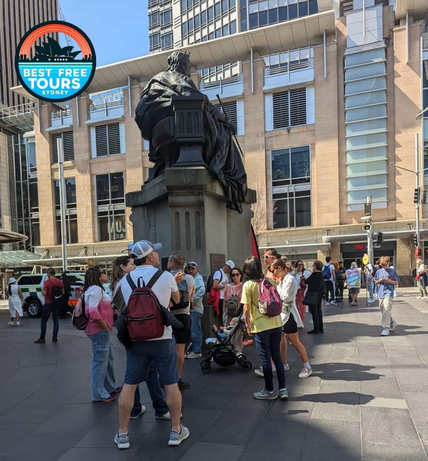 Sydney: City Sights Walking Tour - Hyde Park and St Mary’s Cathedral