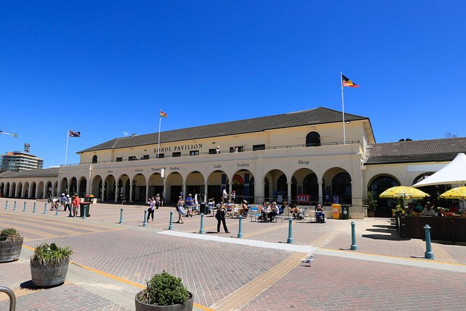 Sydney Coastal Escape | Private Mercedes Tour Sydney - An hour at Bondi Beach