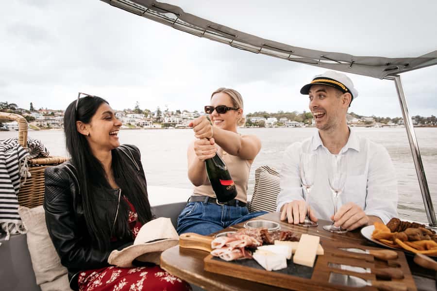 Sydney: Electric Boat Rental from Cabarita Point - Starting at Cabarita Point and D’Albora Marina
