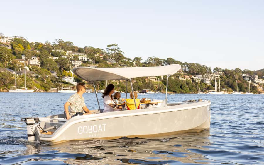 Sydney: Electric Boat Rental from The Spit, Mosman - Choosing your route across Middle Harbour