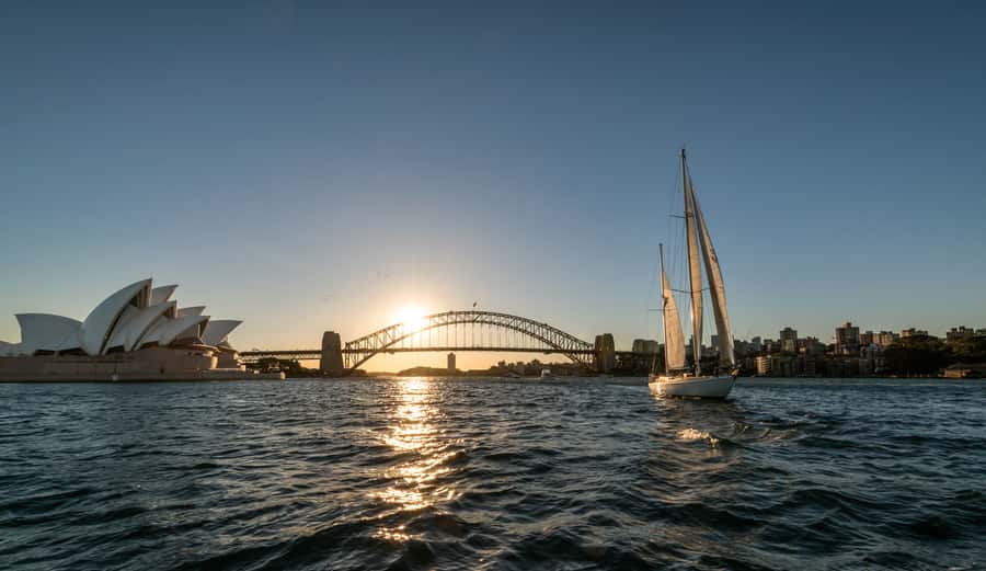 Sydney: Exclusive Sydney Harbour Cruise on a Classic Yacht - Why a classic yacht changes the harbour experience