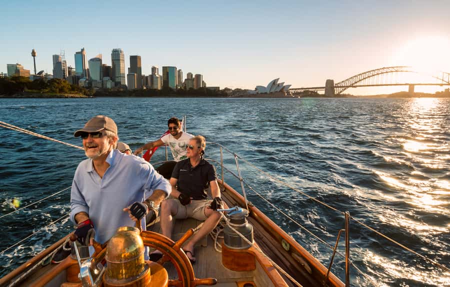 Sydney: Exclusive Sydney Harbour Cruise on a Classic Yacht - The first views across Sydney Harbour