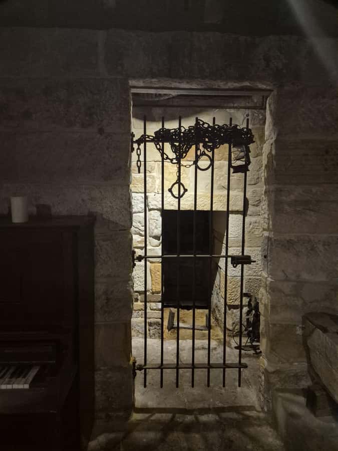 SYDNEY : Ghosts, Grog & The Rocks: Haunted Pubs &Cellar Tour - Key points to know before you book