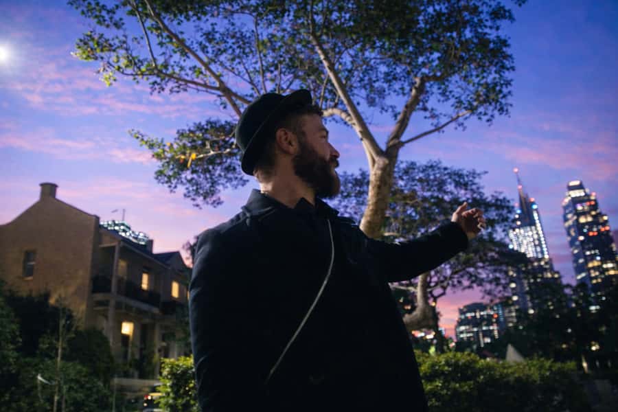 SYDNEY : Ghosts, Grog & The Rocks: Haunted Pubs &Cellar Tour - Walking conditions and the pace of the evening