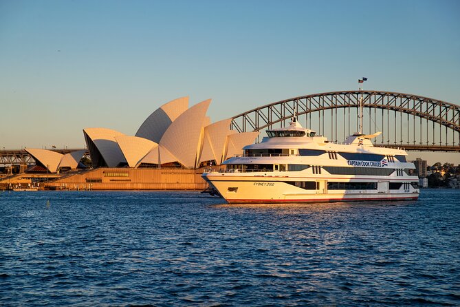 Sydney Gourmet Gold Penfolds Dinner Cruise from Darling Harbour - What the open bar really adds