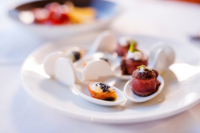 Sydney Gourmet Gold Penfolds Dinner Cruise from Darling Harbour - Service can range from attentive to uneven
