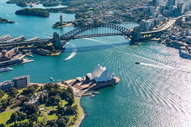 Sydney Grand Tour by Helicopter - What the $258.21 price gets you