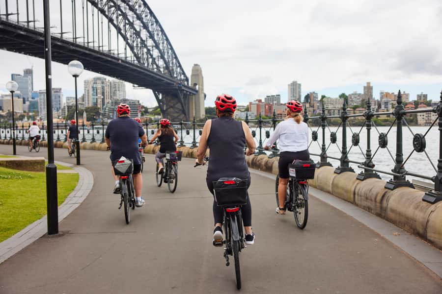 Sydney: Guided Harbour E-Bike Tour - Starting at Darlinghurst and the Domain