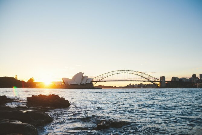 Sydney Half Day Private Tour: See Sydney Opera House and Bondi - Bondi Beach in a 30-minute window