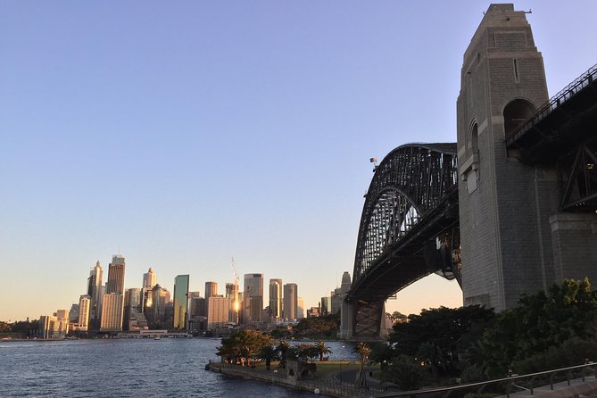 Sydney Half Day Private Tour: See Sydney Opera House and Bondi - Paddington brings the tour back to street level