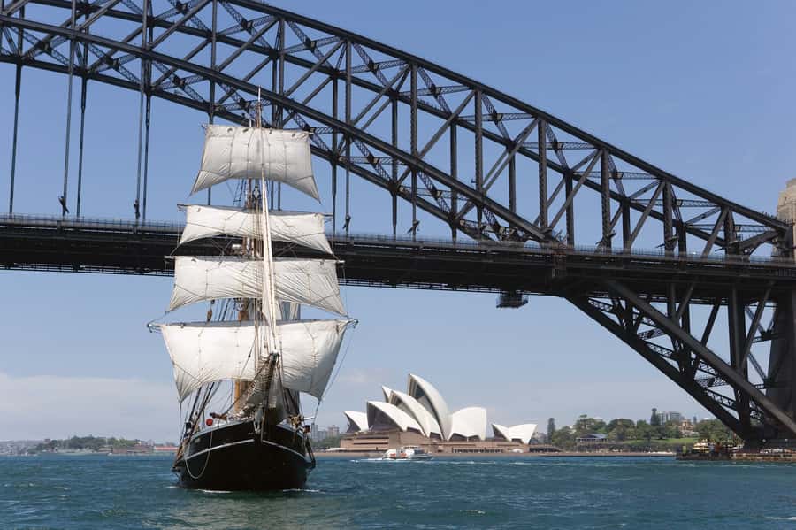 Sydney Harbor: Theatrical Pirates Cruise - Raising sails and joining the crew