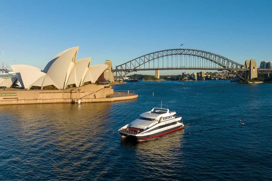 Sydney Harbour: 1.5-Hour Lunch Cruise - What lunch is like aboard the catamaran