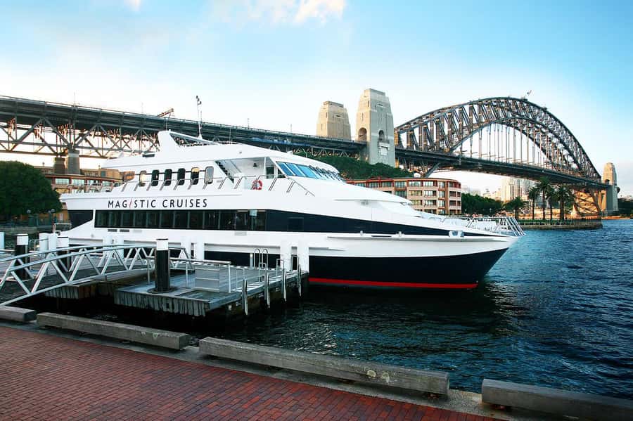 Sydney Harbour: 1.5-Hour Lunch Cruise - Practical advice for a smoother outing