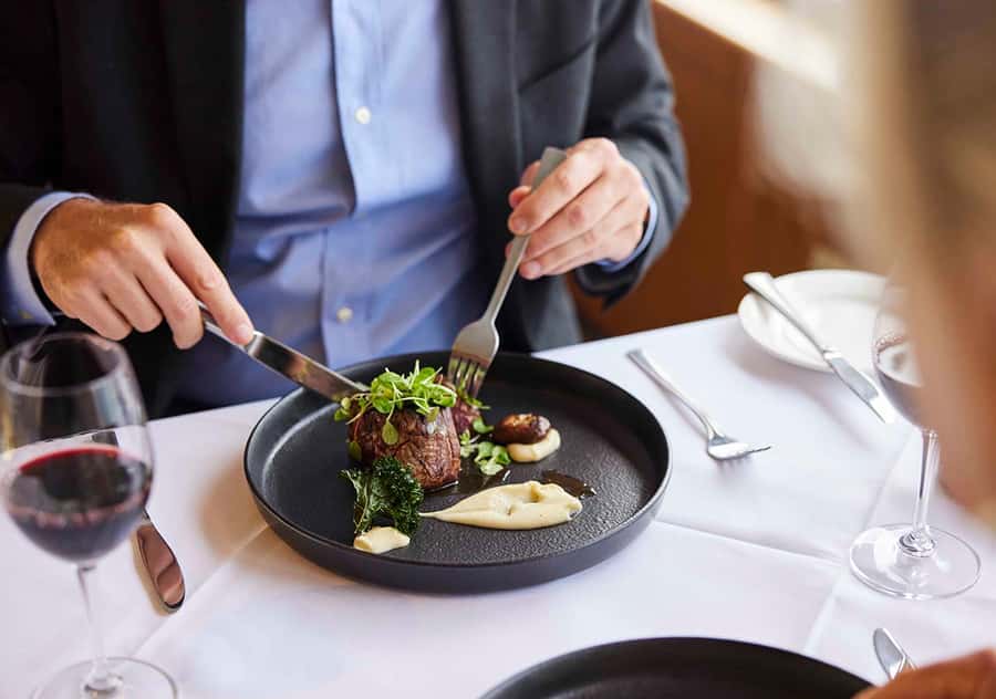 Sydney: Harbour Dinner Cruise with 3, 4 or 6-Course Menu - Who will enjoy this cruise most