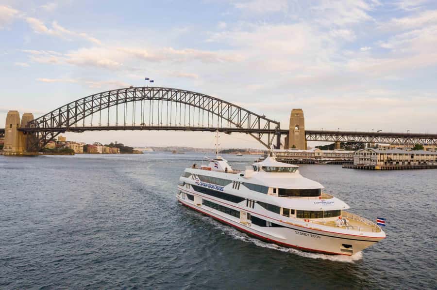 Sydney Harbour Experience 90-minute Sightseeing Cruise - Commentary with local color and a practical backup
