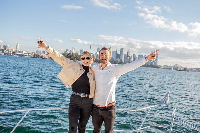 Sydney Harbour Progressive Long Lunch Cruise - The first hour: Opera House, Harbour Bridge, and city views