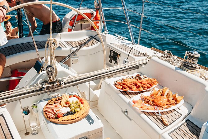 Sydney Harbour Sail Like a Local Lunch Tour - What makes this Sydney Harbour sailing trip different