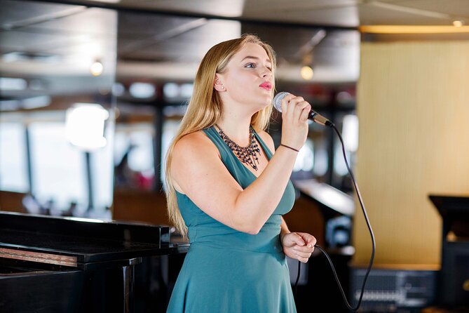 Sydney Harbour Starlight Dinner Cruise from Darling Harbour - The four-course dinner and what to expect