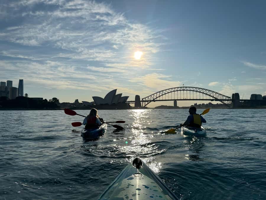 Sydney: Harbour Sunrise Kayak Tour - The safety briefing sets the tone