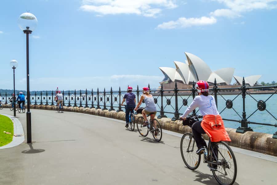 Sydney: Iconic Sights 4-Hour Bike Tour - Why a bicycle is a smart way to see Sydney