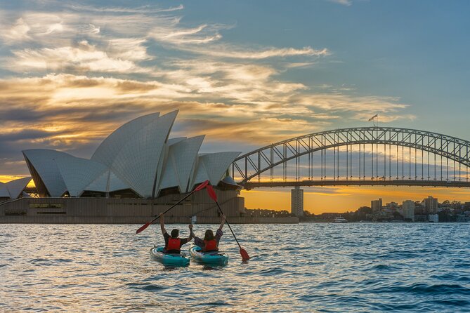 Sydney LED Lit Kayak Tour of the Opera House and Bridge - Paddling toward the Sydney Opera House