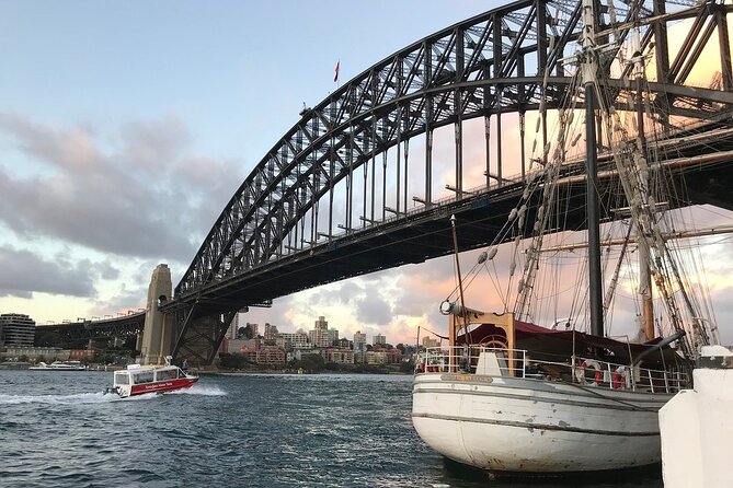 Sydney Photography Course in the Historic Rocks Area - Starting at Kendall Lane