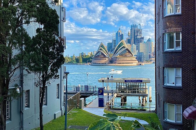 Sydney: PRIVATE City Highlights & Ocean Front Luxe Tour (4h) - The Rocks: Sydney’s first streets