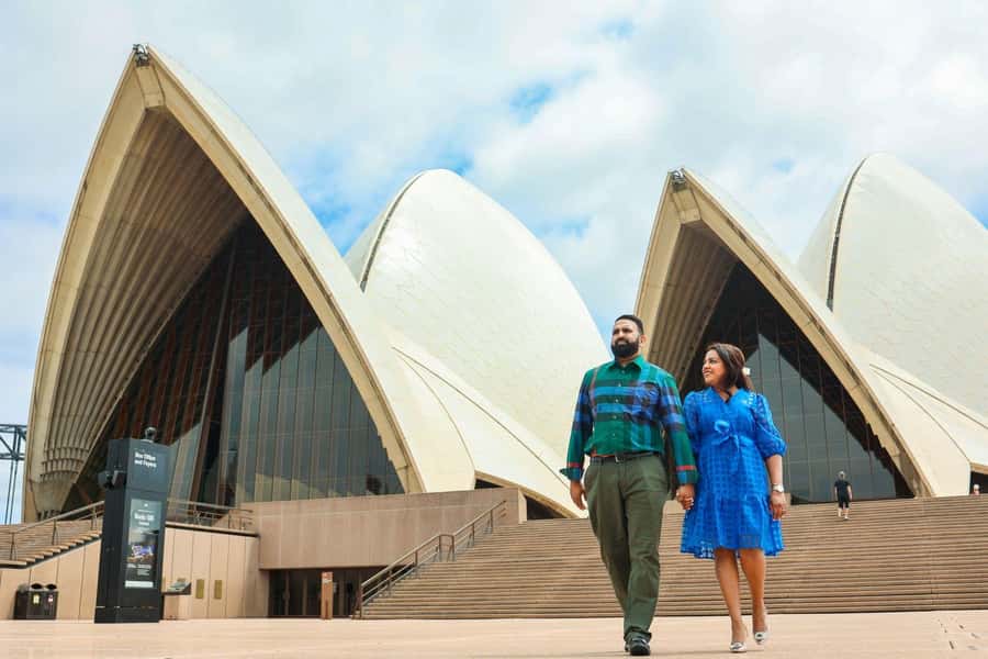 Sydney: Private Photoshoot outside the Opera House - Timing matters more than it first appears