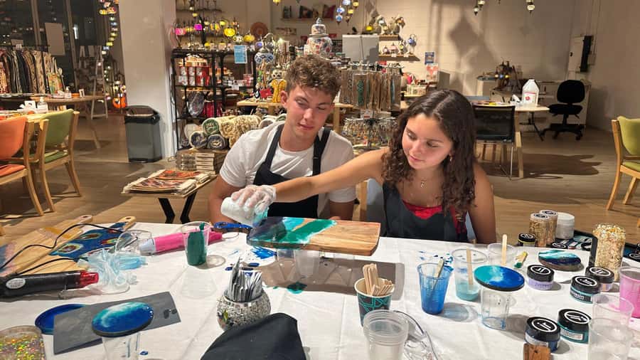 Sydney: Resin Art Classes - Cheeseboards & Coasters - Key points to know before booking