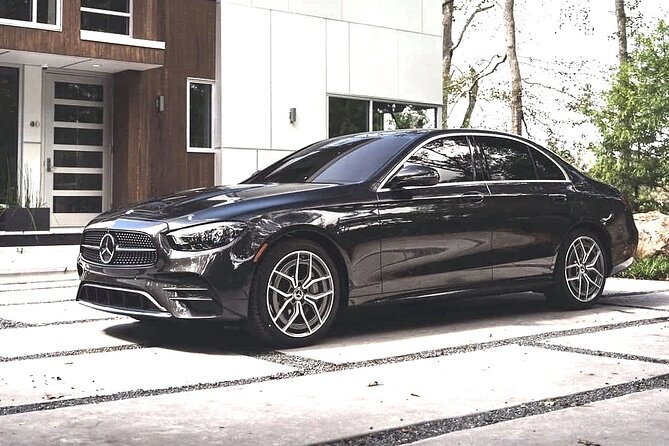 Sydney's Best Airport Arrival Transfers - Airport to CBD - Vehicle space and luggage limits
