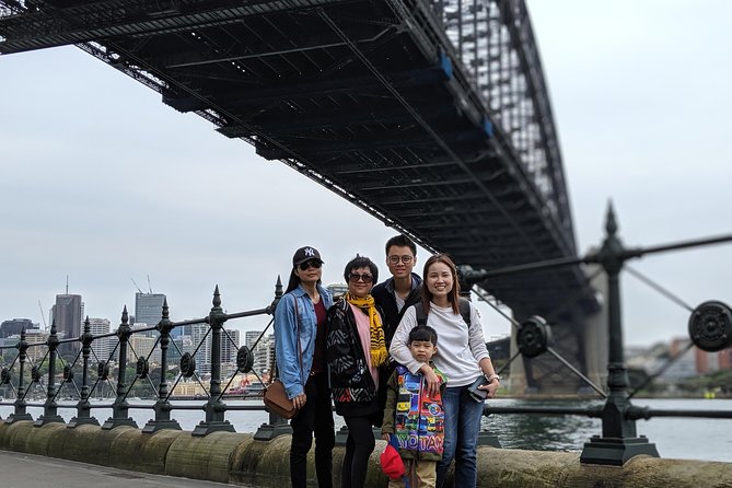 Sydney Secrets and Bondi Beach 4 HOUR AFTERNOON PRIVATE TOUR - Centennial Park, Paddington, and Chinatown