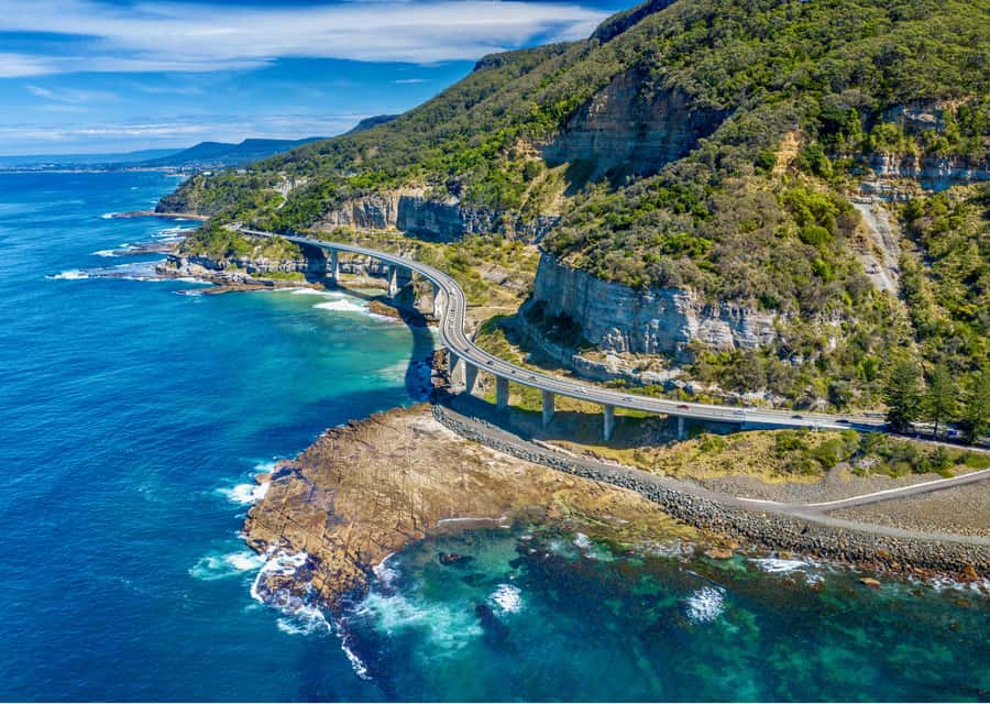 Sydney: Southern Highlands and South Coast Private Tour - Kiama’s blowhole and a two-hour coastal stop