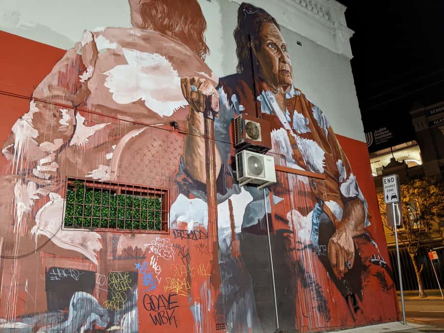 Sydney: Street Art & Small Bar Tour with Complimentary Drink - Meeting point, timing, and what to carry