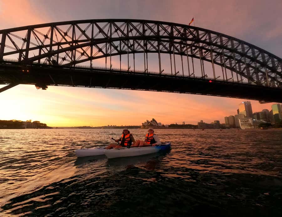 Sydney: Sunset Kayak - Opera & Harbour Bridge Tour (5p. max) - Why a kayak is a fine way to see Sydney Harbour