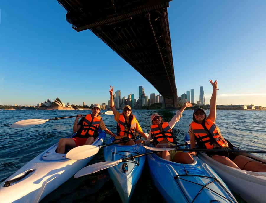 Sydney: Sunset Kayak - Opera & Harbour Bridge Tour (5p. max) - The Harbour Bridge from water level