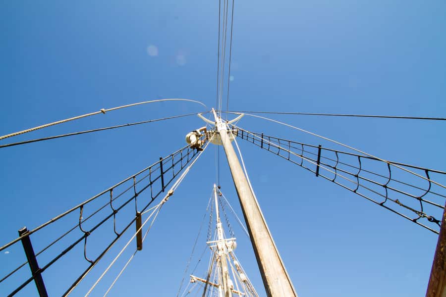 Sydney: Tall Ship Harbour Twilight Dinner Cruise - Sunset, sails, and city lights