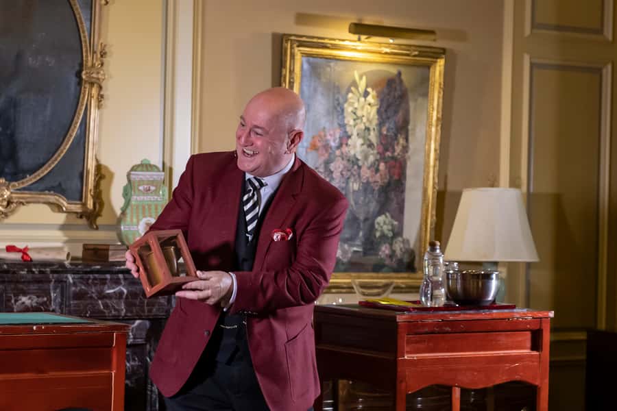 Sydney: The Gentleman Magician's Magical Soirée with Tickets - Bruce Glen’s close-up style of magic