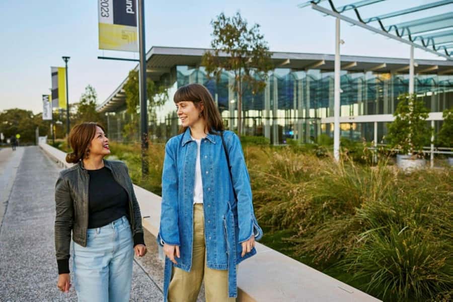 Sydney: Tickets & Tours at Art Gallery of New South Wales - Dining, shopping, and the small extras