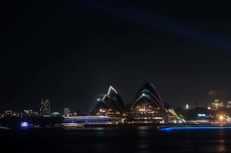 Sydney: Vivid Festival of Light Harbor Cruise with Dinner - Indoor comfort, outdoor photographs