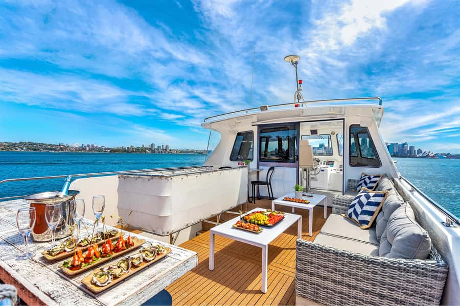 Sydney: Vivid Harbour Cruise with Canapes - Who will enjoy this Vivid Sydney cruise?