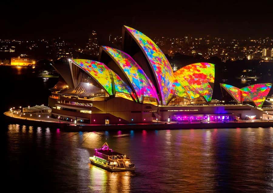 Sydney: "Vivid Sydney" Festival of Light Sightseeing Cruise - Hot canapes, tea, coffee, and chocolate